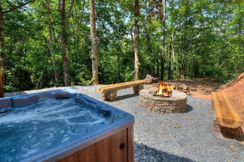 Honeymoon Getaway In Woods Near Noc And Smoky Mtn Rr Villa บรายซันซิตี ภายนอก รูปภาพ